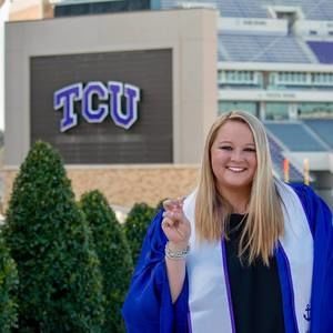 Meet your Posher, Allison